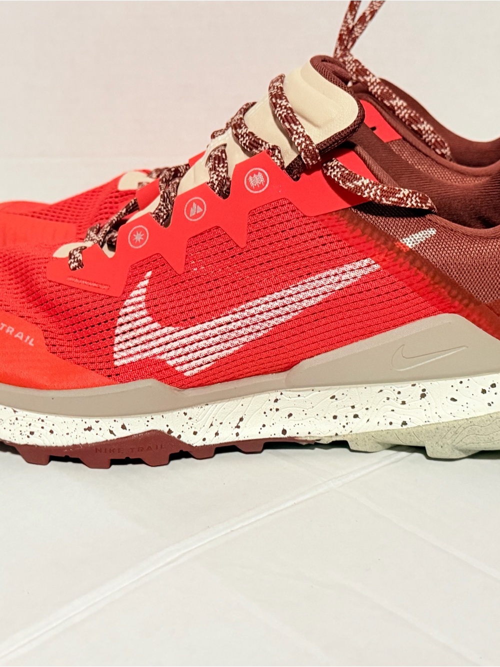 Nike Men’s Red and White Trail Running Shoes
